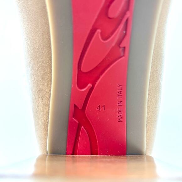 Christian Louboutin Chelsea Lug 100 Shearling High Heel Ankle Boots 41 - Picture 9 of 9